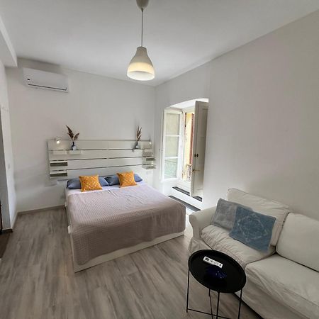 Sant Efisio Cagliari Suite エクステリア 写真